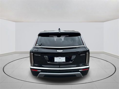 New 2026 Cadillac Vistiq Luxury image 12