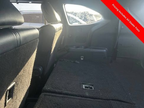 Used 2022 Toyota Highlander XSE FWD image 10
