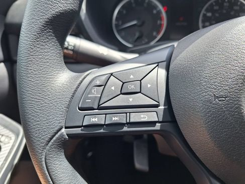 Used 2025 Nissan Sentra S FWD image 13