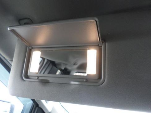 Used 2019 Ford F150 Lariat image 34