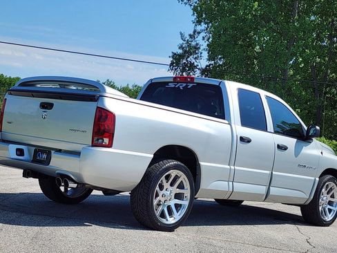 Used 2005 Dodge Ram 1500 Truck 2WD Quad Cab image 11