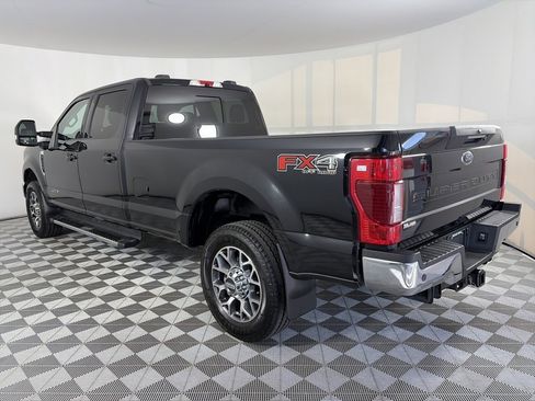 Certified 2020 Ford F350 Lariat w/ Lariat Ultimate Package image 5