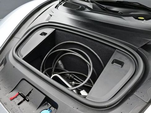 Certified 2020 Porsche Taycan 4S image 21