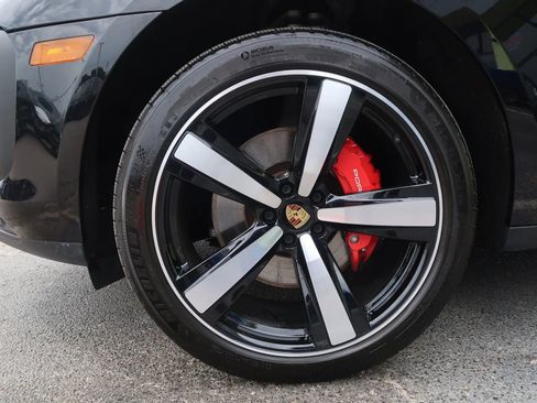 Used 2025 Porsche Macan S AWD/4WD image 55
