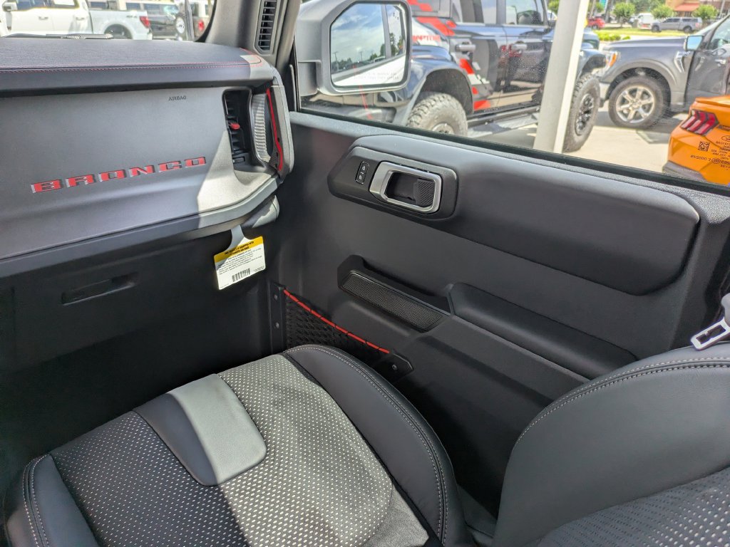 New 2026 Ford Bronco Raptor w/ Interior Carbon Fiber Pack AWD/4WD image 16