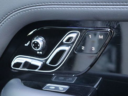 Used 2020 Land Rover Range Rover HSE image 44