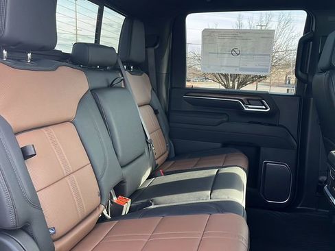 New 2026 Chevrolet Silverado 2500 High Country w/ High Country Premium Package AWD/4WD image 13