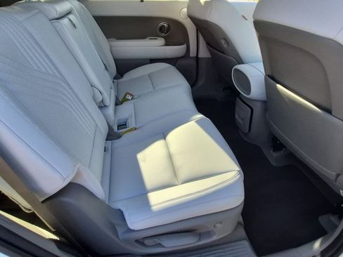 Used 2026 Hyundai Palisade SEL FWD image 21