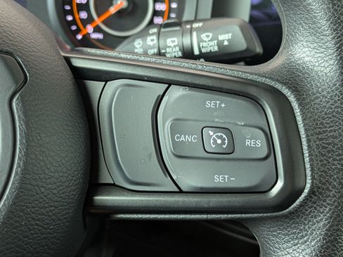 Used 2025 Jeep Wrangler Sport AWD/4WD image 24