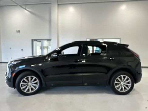 Used 2023 Cadillac XT4 Sport image 5