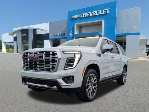 New 2026 GMC Yukon XL Denali w/ Sun & Power Step Package RWD image 9