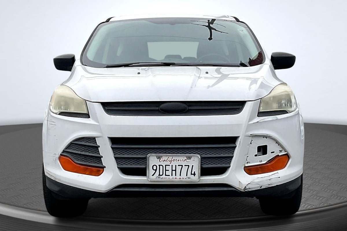 Used 2013 Ford Escape S FWD image 3