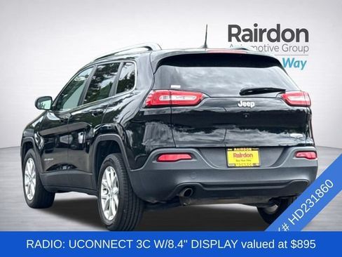 Used 2017 Jeep Cherokee Latitude w/ Comfort/Convenience Group FWD image 4