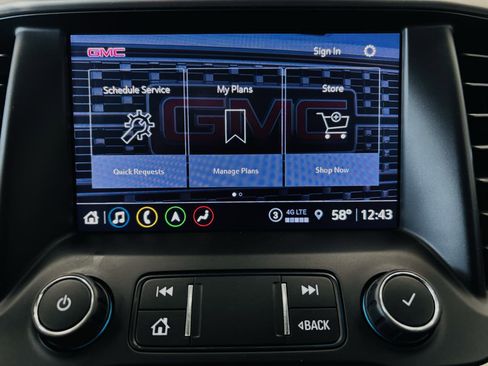 Used 2022 GMC Acadia Denali AWD/4WD image 46