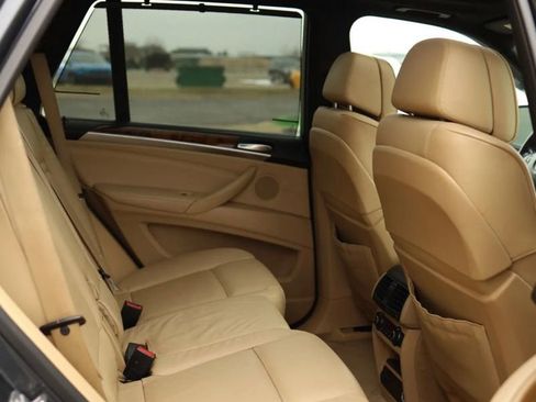 Used 2011 BMW X5 xDrive50i AWD/4WD image 44