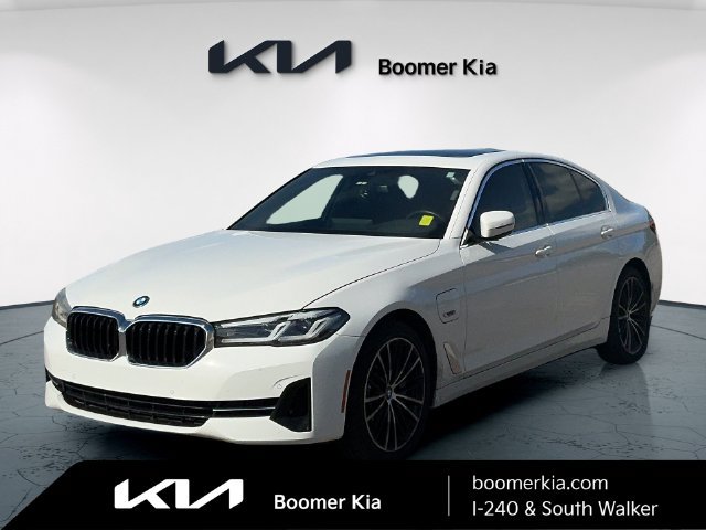 Used 2023 BMW 530e xDrive AWD/4WD image 1