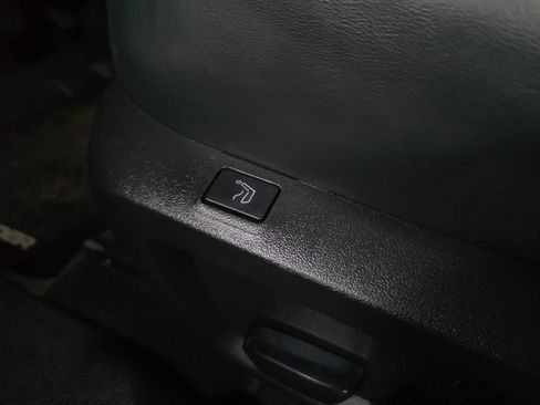 Used 2023 Mitsubishi Outlander SEL image 41