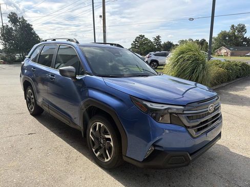 New 2026 Subaru Forester Touring AWD/4WD image 3