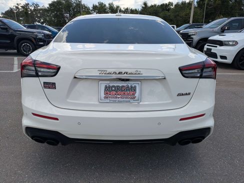 Used 2023 Maserati Ghibli Modena RWD image 4