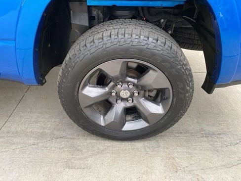 Used 2023 RAM 1500 Big Horn AWD/4WD image 13