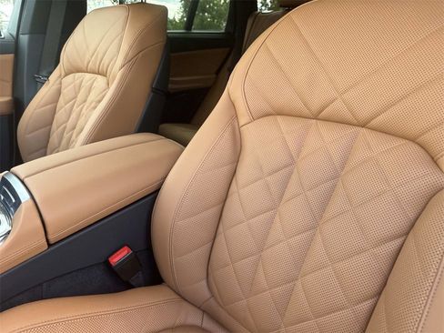 New 2026 BMW X5 M60i w/ Executive Package image 19