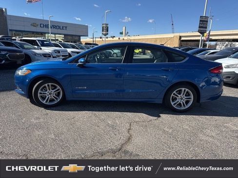 Used 2018 Ford Fusion S image 5