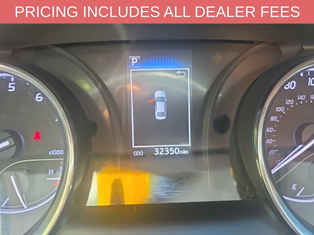 Used 2020 Toyota Camry LE FWD image 9