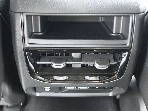 New 2025 Jeep Grand Cherokee Limited image 30