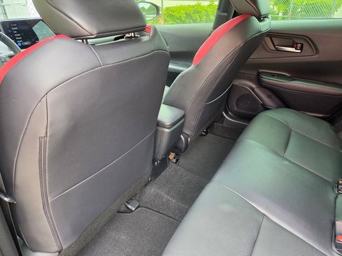 Used 2024 Toyota Prius Prime FWD image 12
