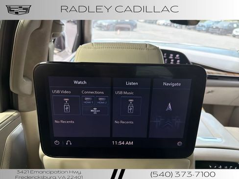 Used 2021 Cadillac Escalade Sport Platinum AWD/4WD image 13