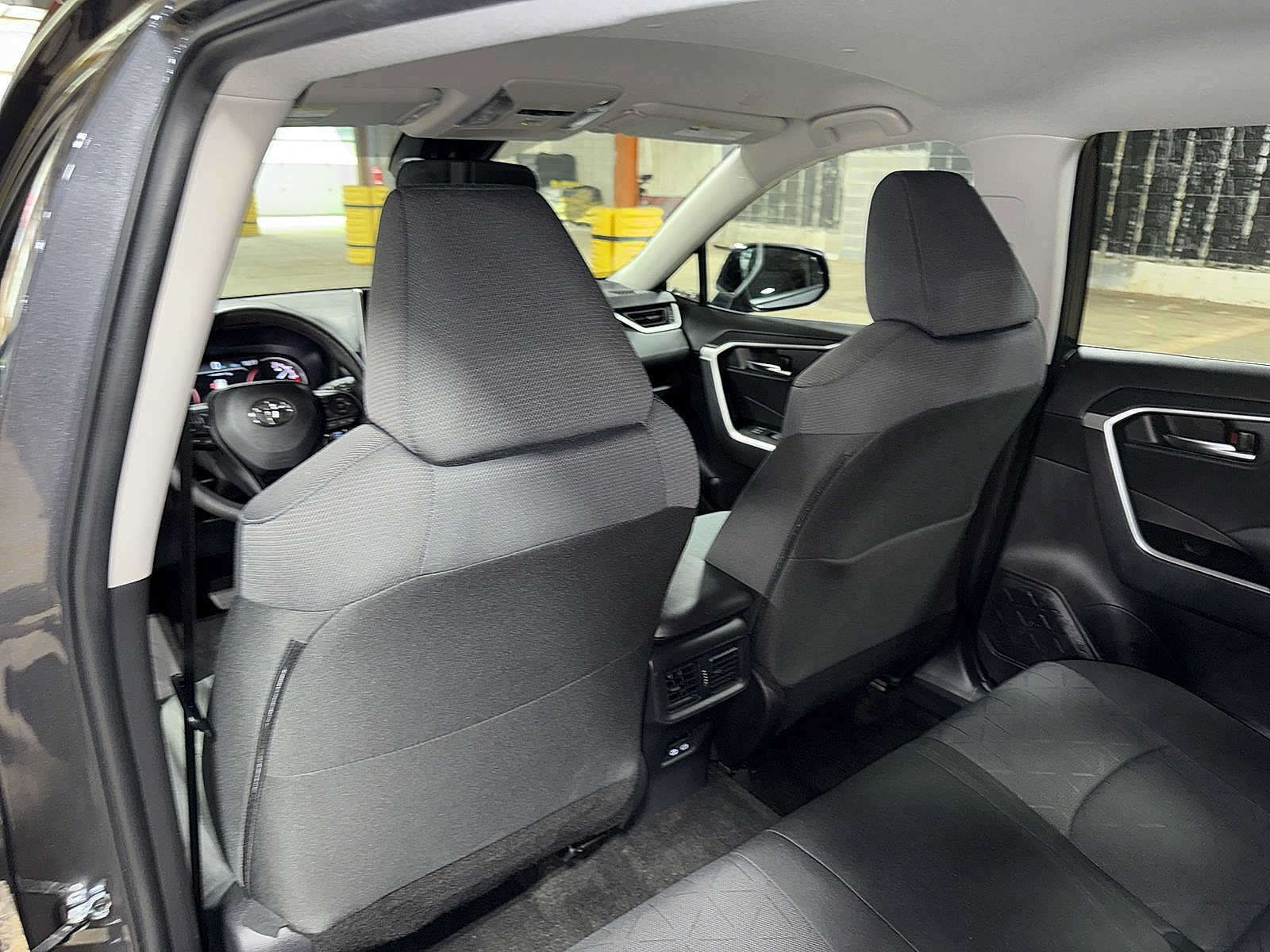 Certified 2025 Toyota RAV4 XLE AWD/4WD image 27