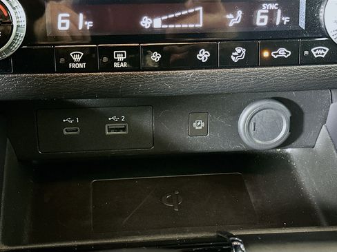 Used 2024 Mitsubishi Outlander SE image 26