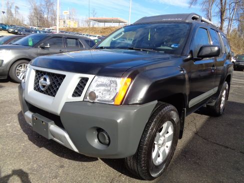 Used 2011 Nissan Xterra S image 1
