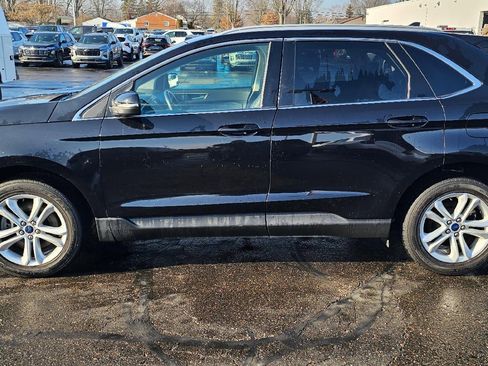 Used 2020 Ford Edge SEL w/ Convenience Package image 4