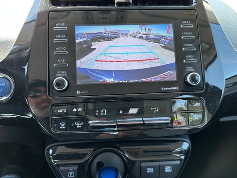 Used 2022 Toyota Prius LE FWD image 29