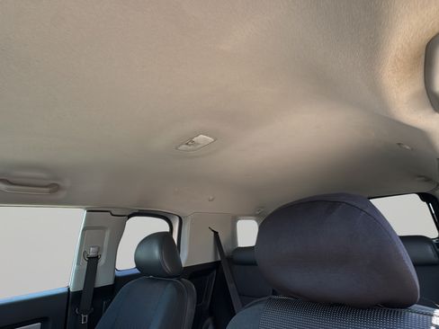 Used 2007 Toyota FJ Cruiser 4WD w/ Upgrade Pkg 1 image 30