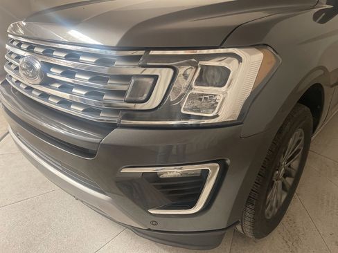 Used 2021 Ford Expedition Max Limited image 6