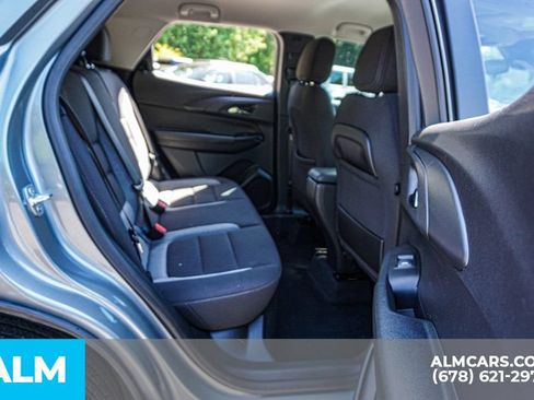 Used 2025 Chevrolet TrailBlazer LT FWD image 21
