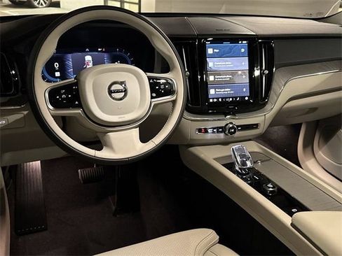 New 2025 Volvo XC60 B5 Ultra w/ Protection Package Premier AWD/4WD image 8