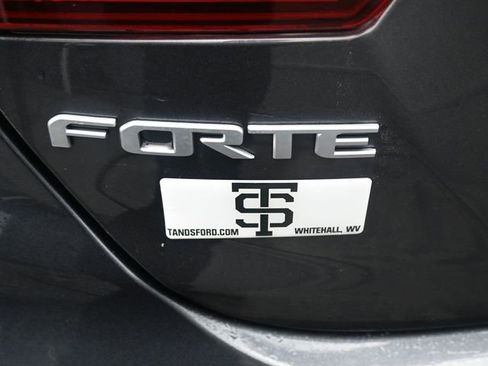 Used 2023 Kia Forte GT image 24