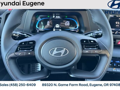 New 2025 Hyundai Elantra Sport image 24