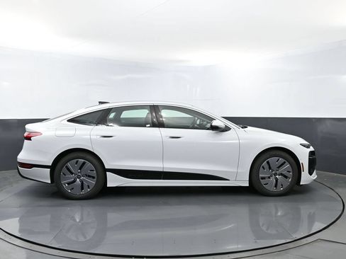 New 2025 Audi A6 e-tron Premium AWD/4WD image 4