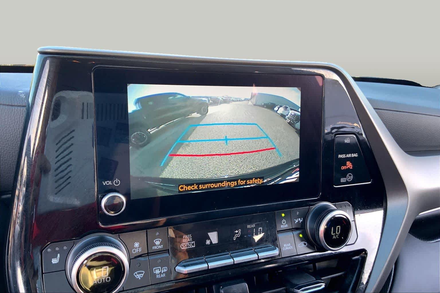 Used 2026 Toyota Highlander XLE AWD/4WD image 27