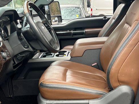 Used 2015 Ford F250 Platinum image 16