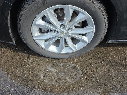 Used 2024 Chevrolet Malibu LT image 11