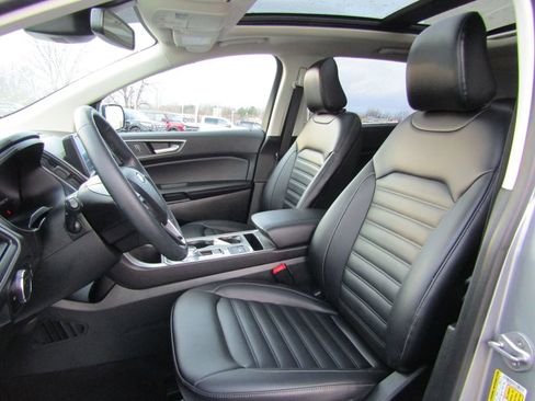 Used 2024 Ford Edge SEL w/ Convenience Package image 13