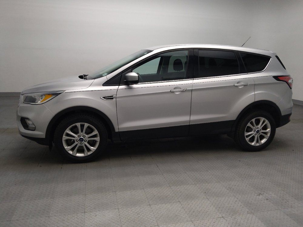 Used 2017 Ford Escape SE AWD/4WD image 2