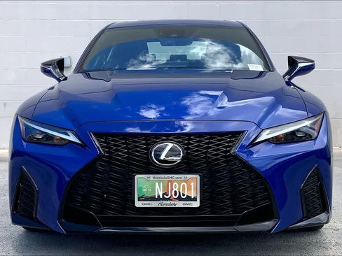 Used 2023 Lexus IS 500 RWD image 6