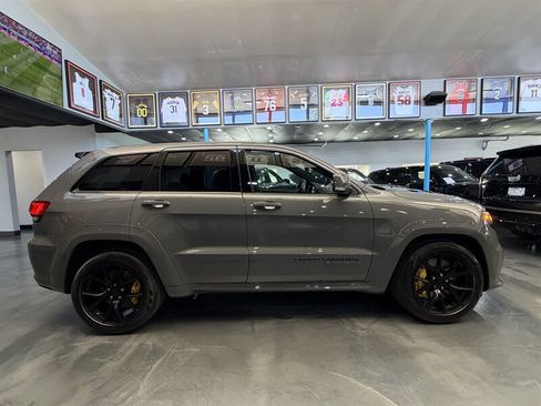 Used 2021 Jeep Grand Cherokee Trackhawk AWD/4WD image 4