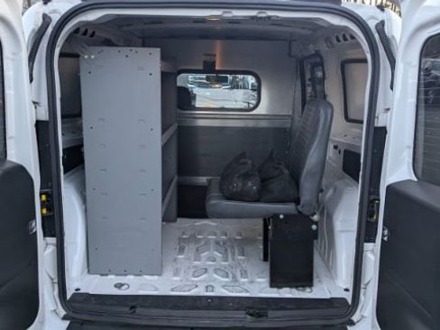 Used 2019 RAM ProMaster City Tradesman SLT image 13